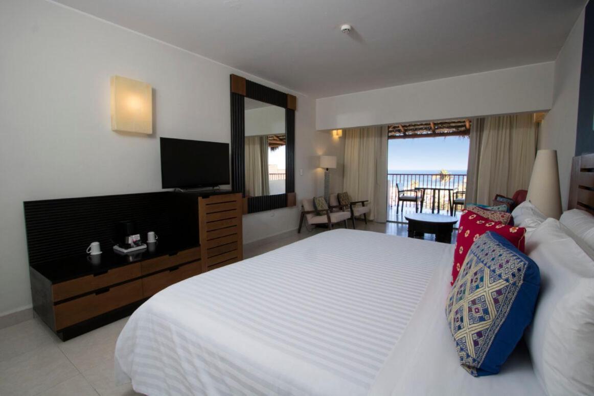 Grand Decameron Cabos, A Trademark (adults Only) Resort San José del Cabo